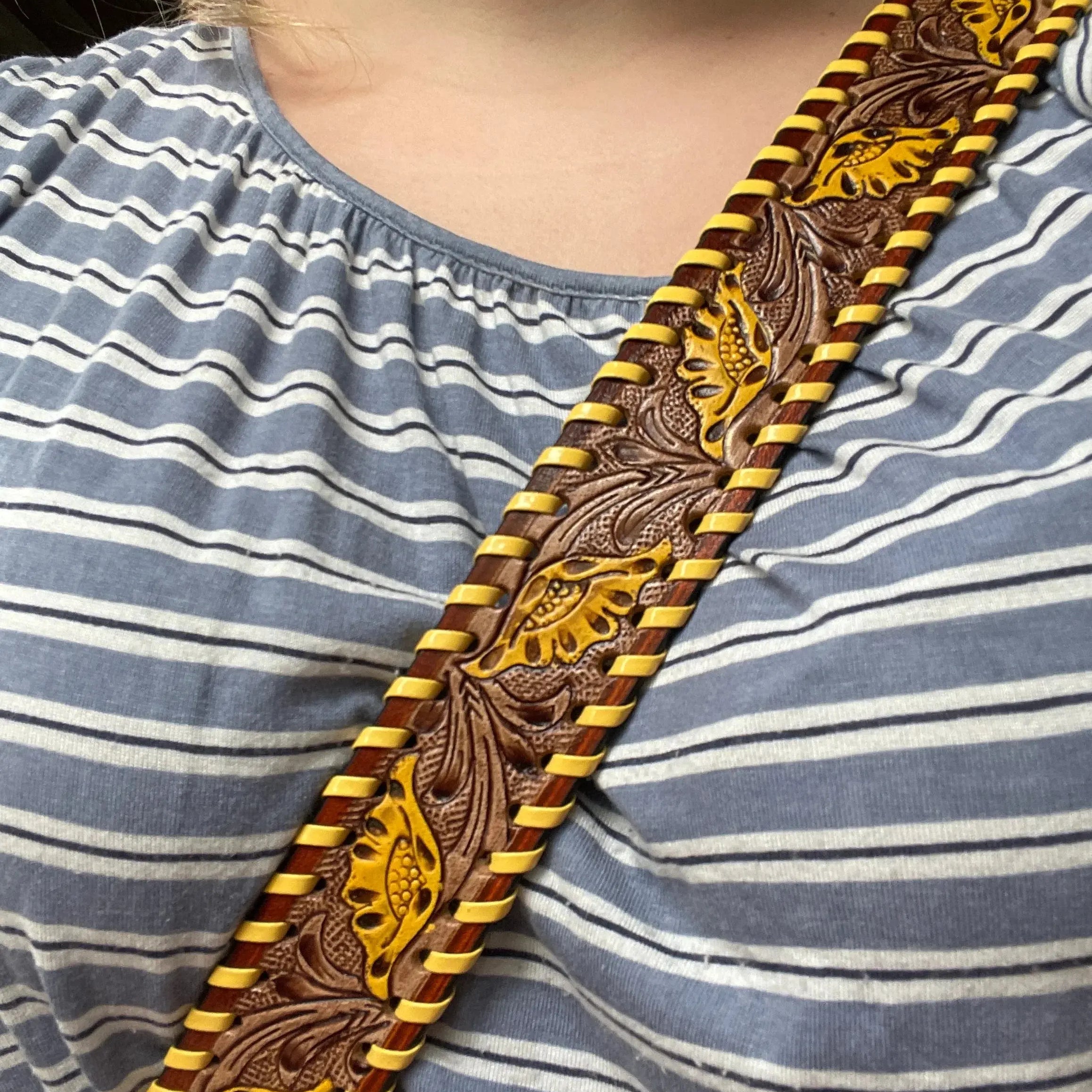 GOLDEN STRAP
