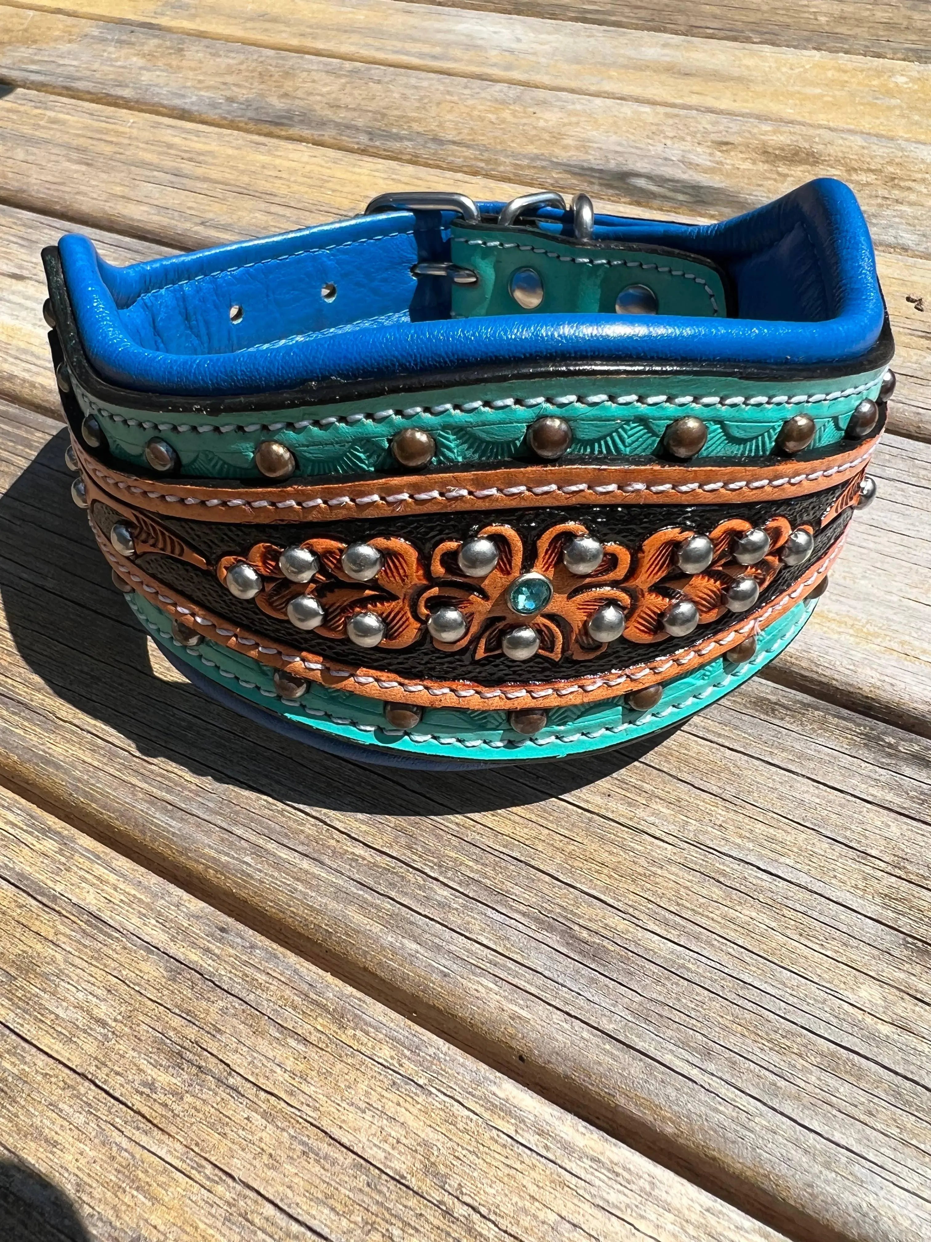 Turquoise Scalloped Western Tooled Leather Dog Collar Dog