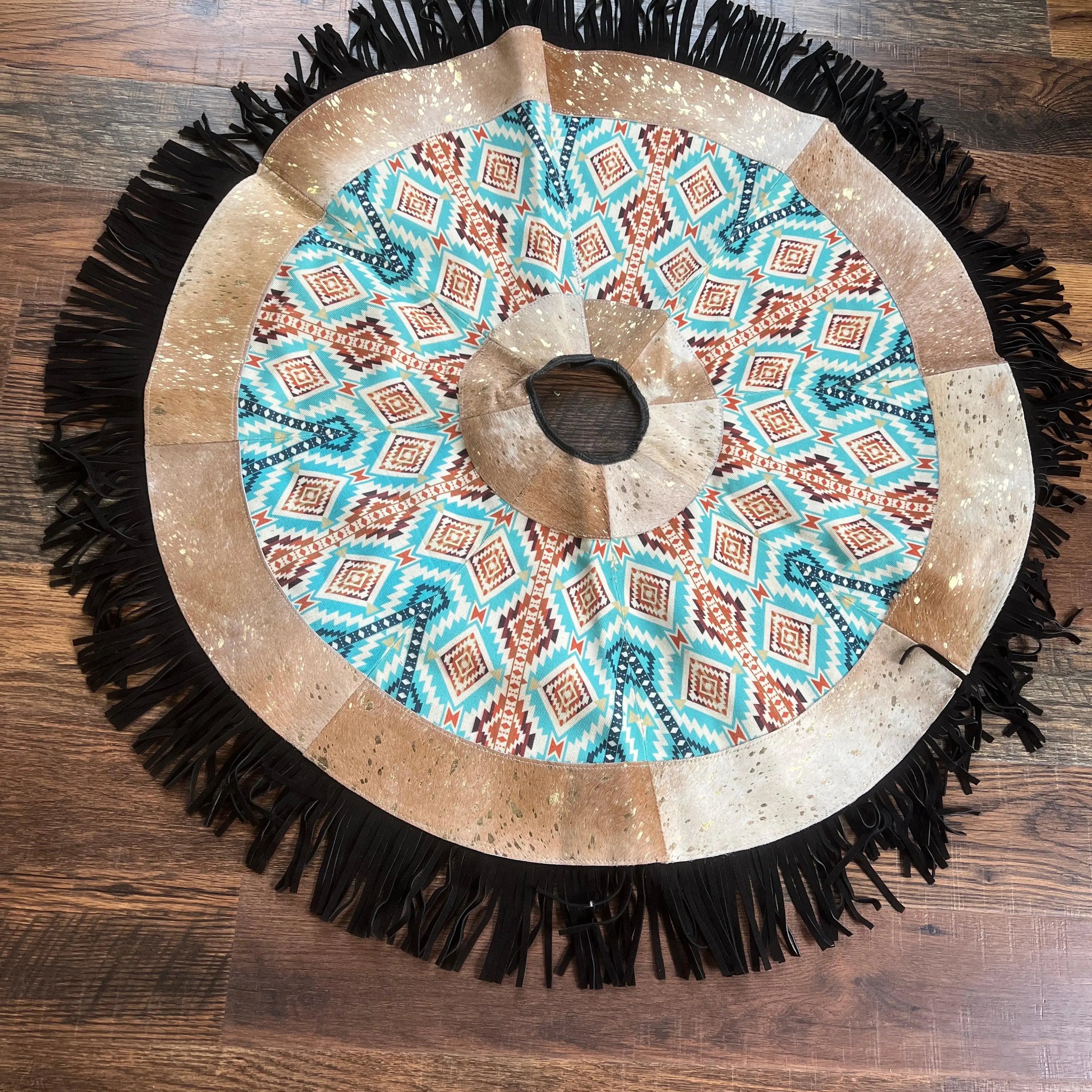 Cowhide Leather Christmas Tree Skirt - Acid Wash/Aztec Inlay People