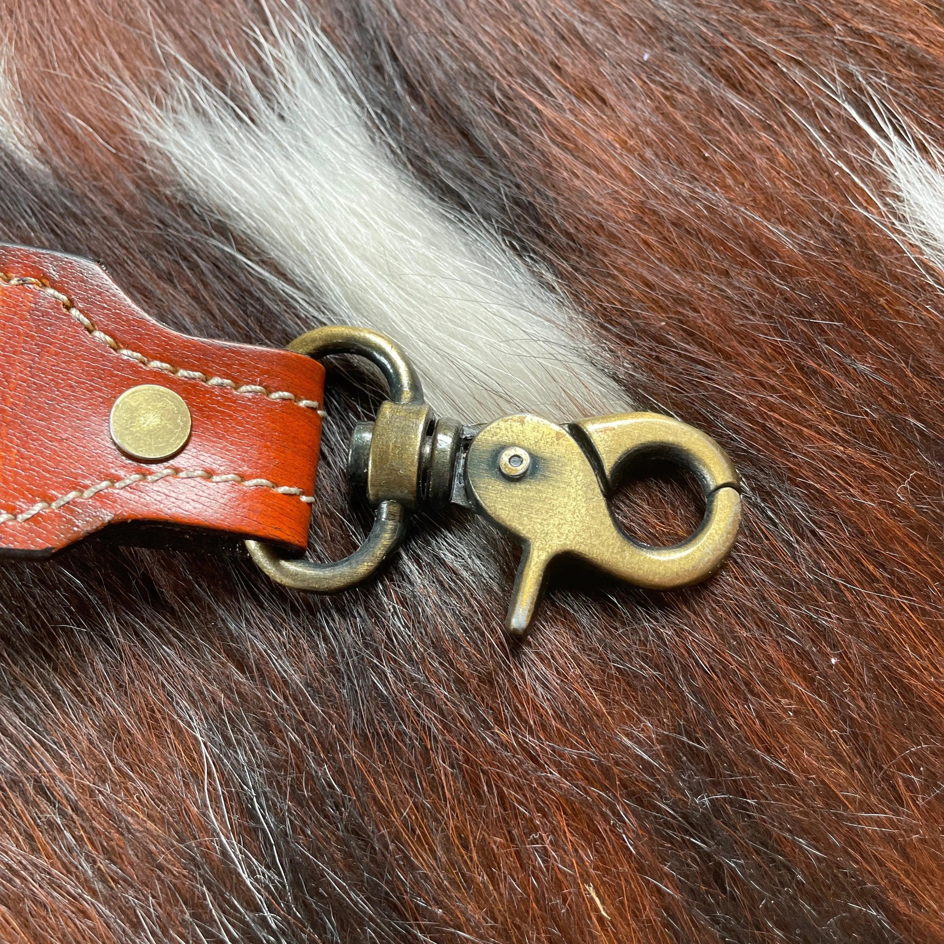 GOLDEN STRAP