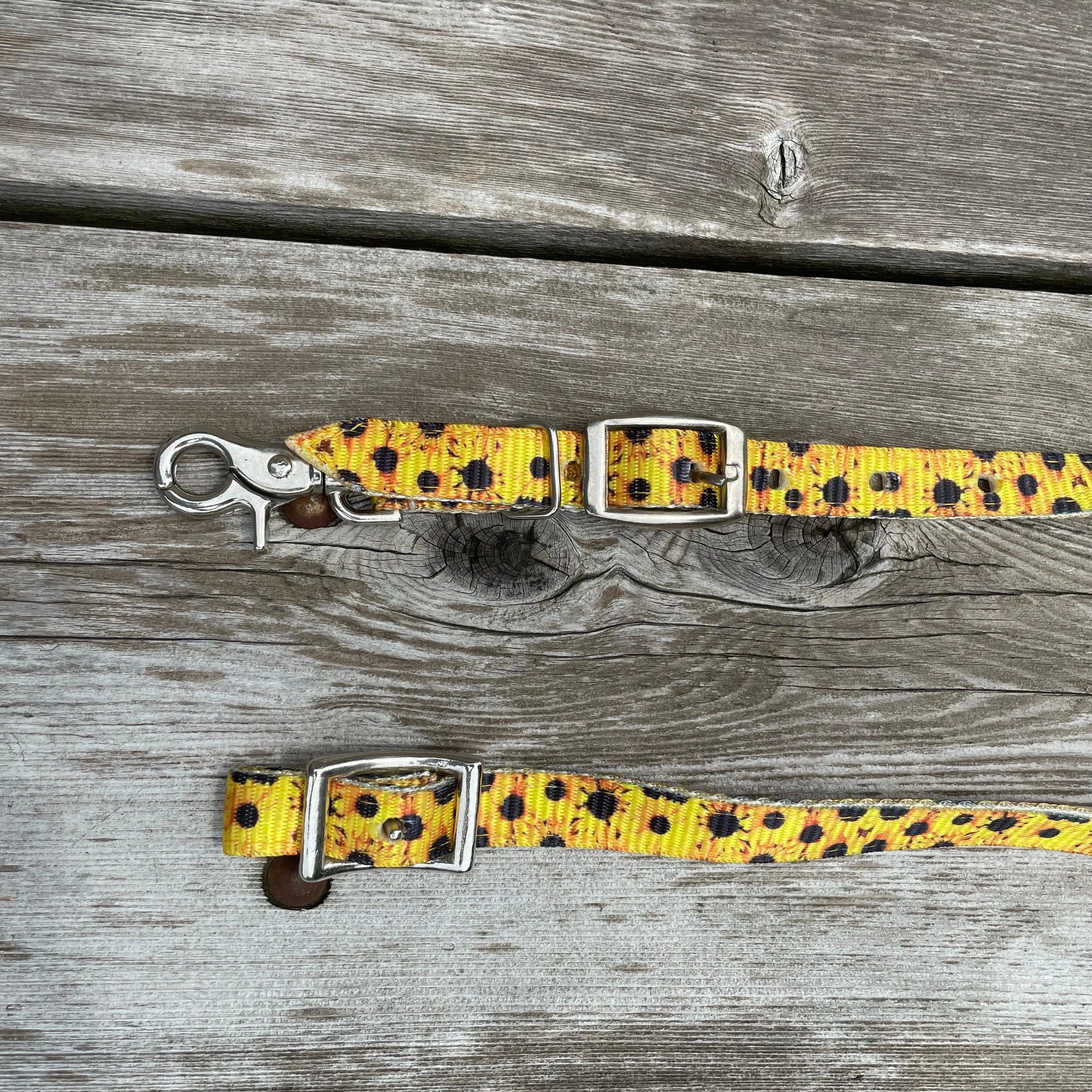 Premium Nylon wither strap with Sunflower Print. Horse