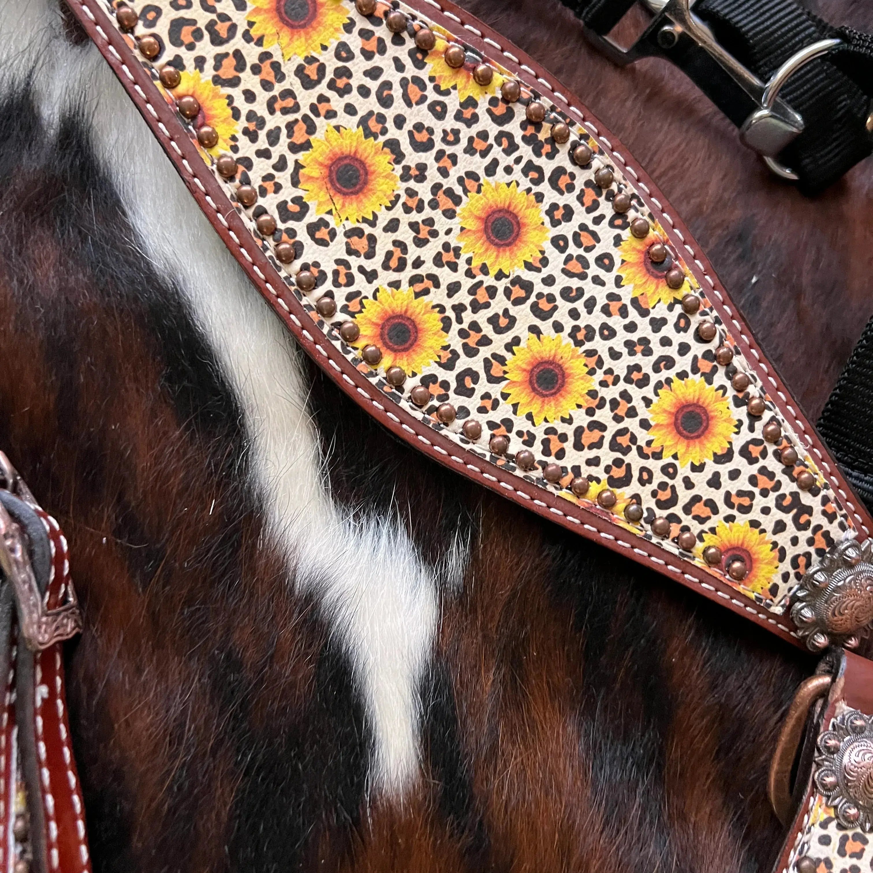 Sunflower/Cheetah Print One Ear Headstall and Breast Collar 6- piece set Horse Tack