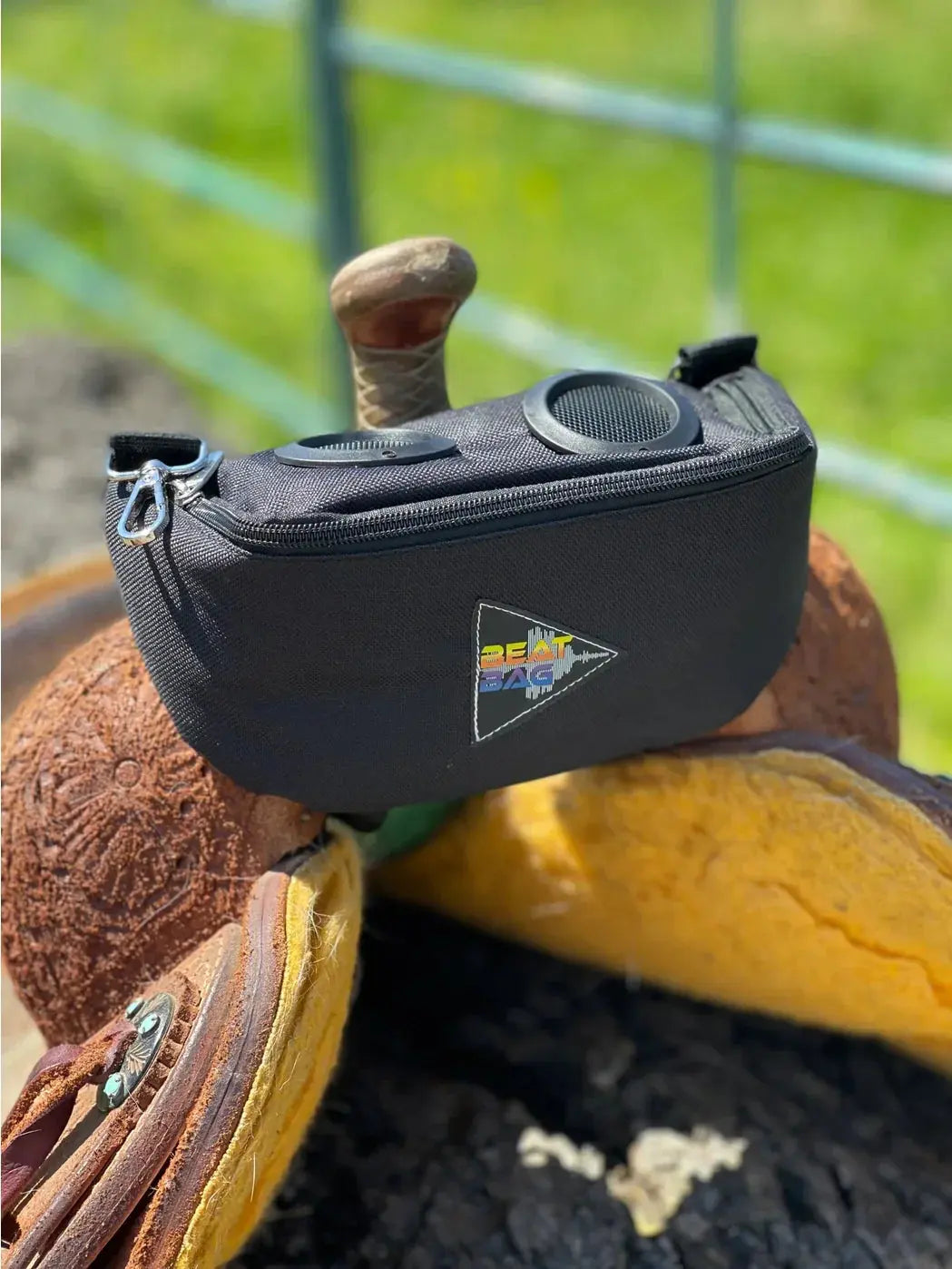 The BEAT BAG Horse Tack