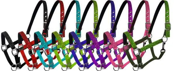 Average horse size nylon halter with neoprene lined nose and crown.