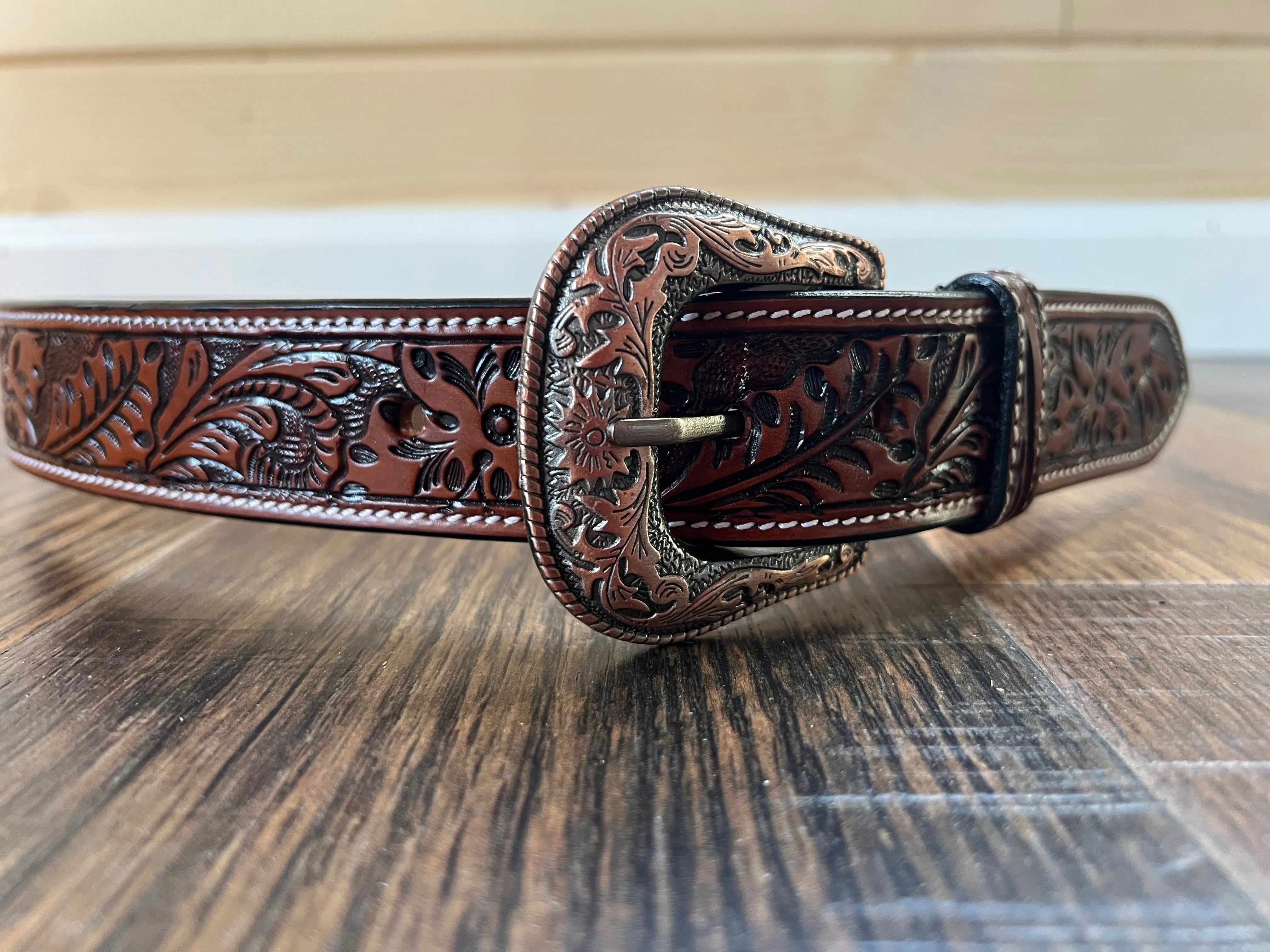 Handmade Leather Leaf Tooled Belt Belts