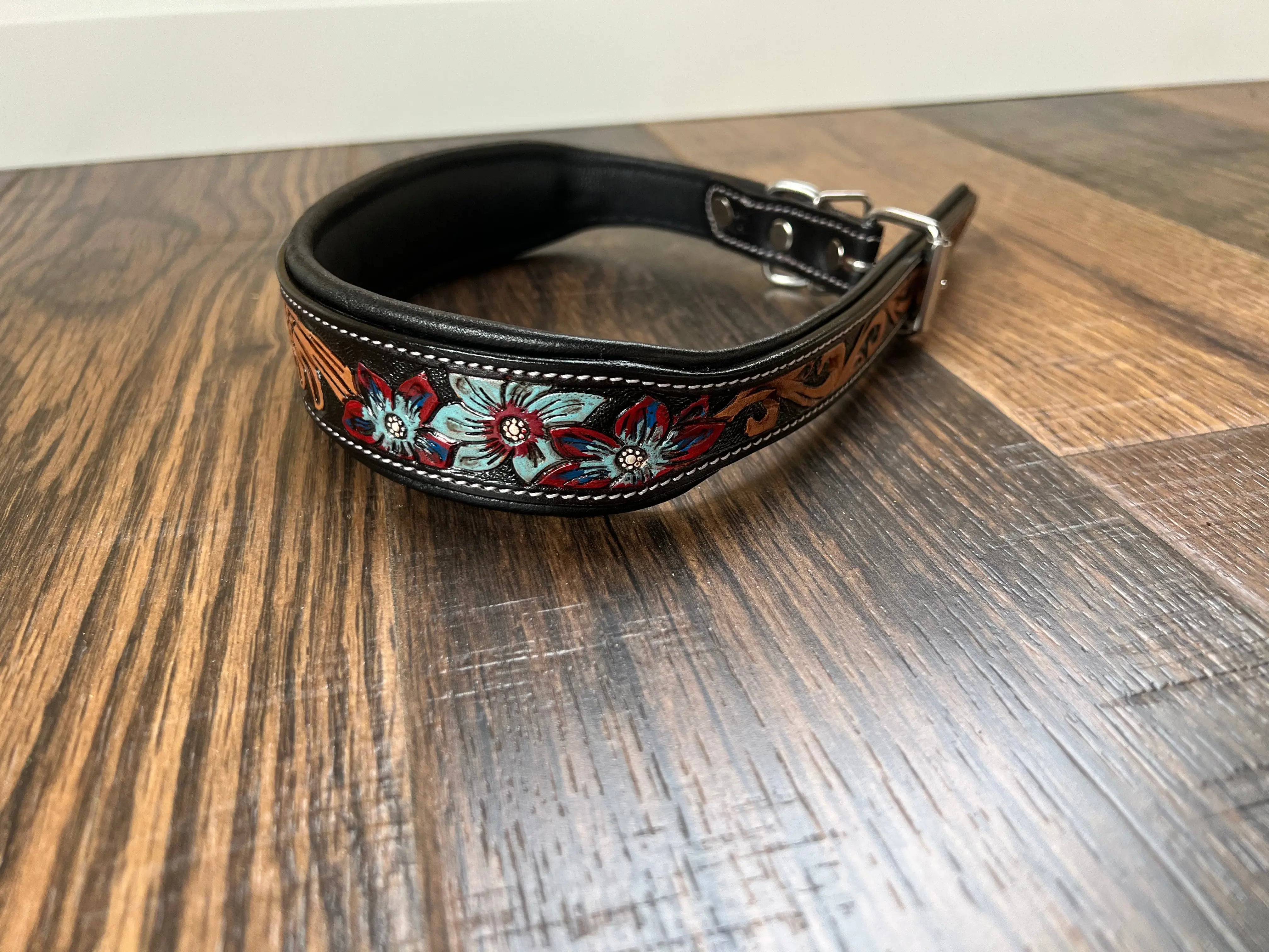 Handcrafted Padded Leather Tooled Dog Collar Blue/Red flowers Dog