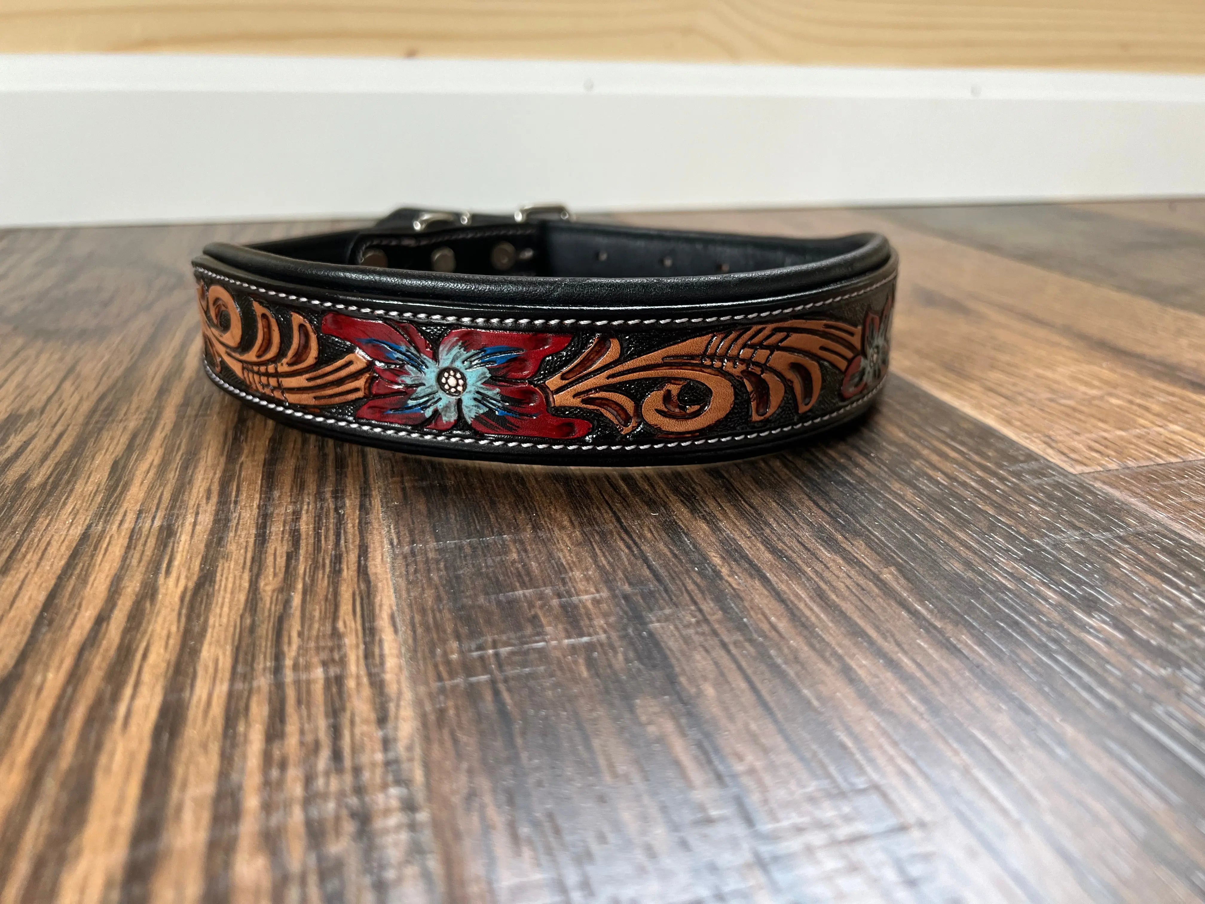 Handcrafted Padded Leather Tooled Dog Collar Blue/Red flowers Dog
