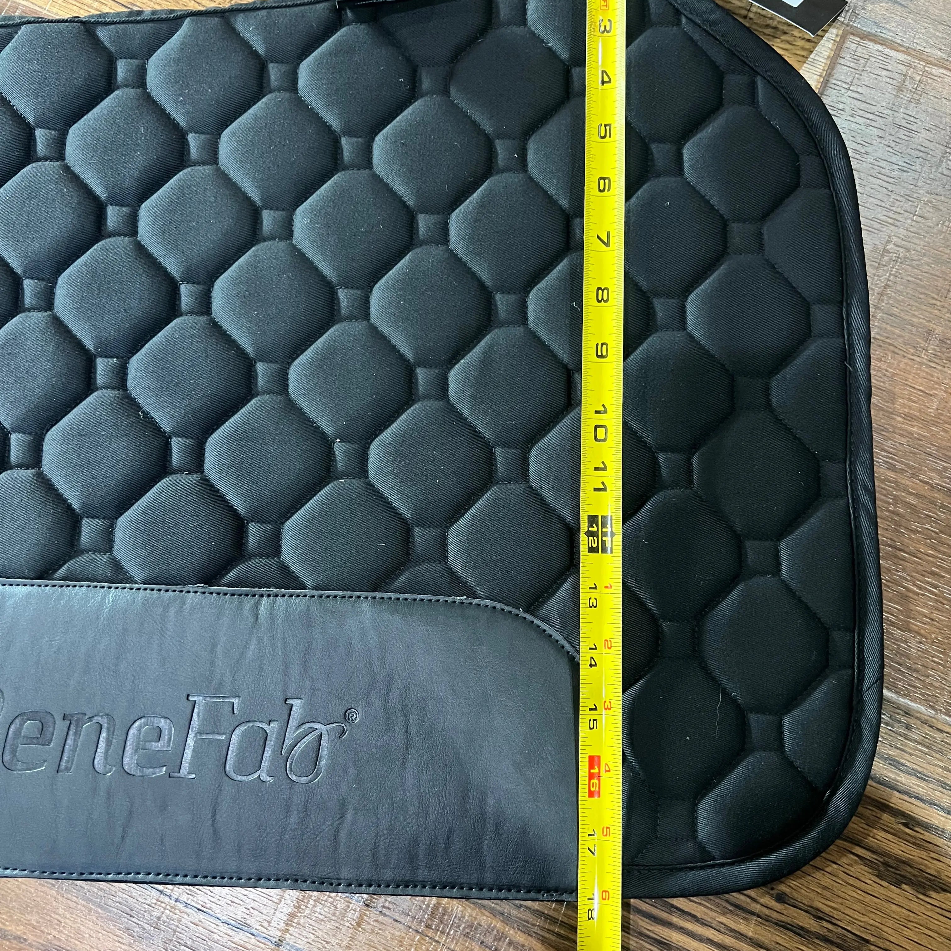 *NEW* Benefab THERAPEUTIC WESTERN PAD-Black Horse