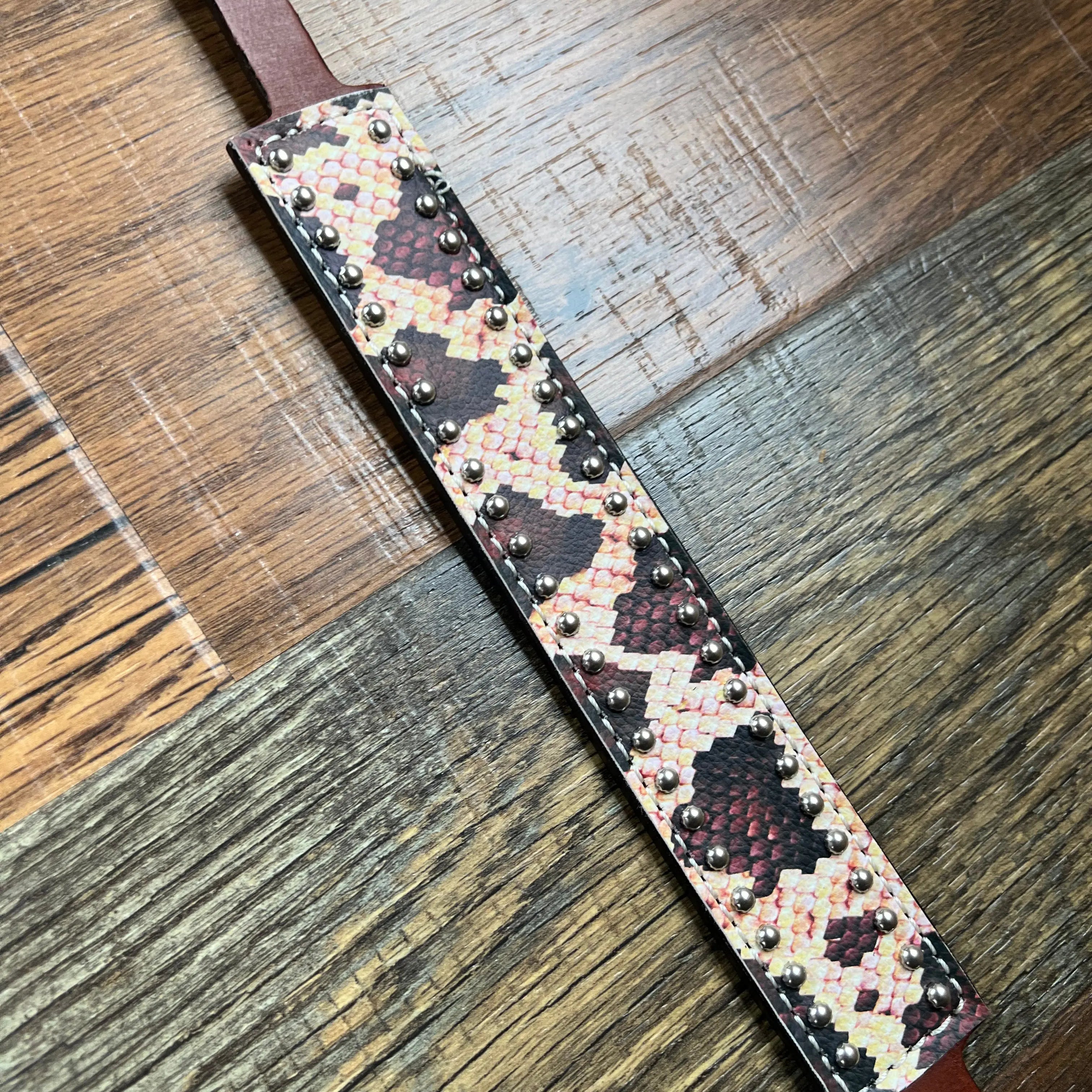 Snake Skin Pattern Wither Strap Horse