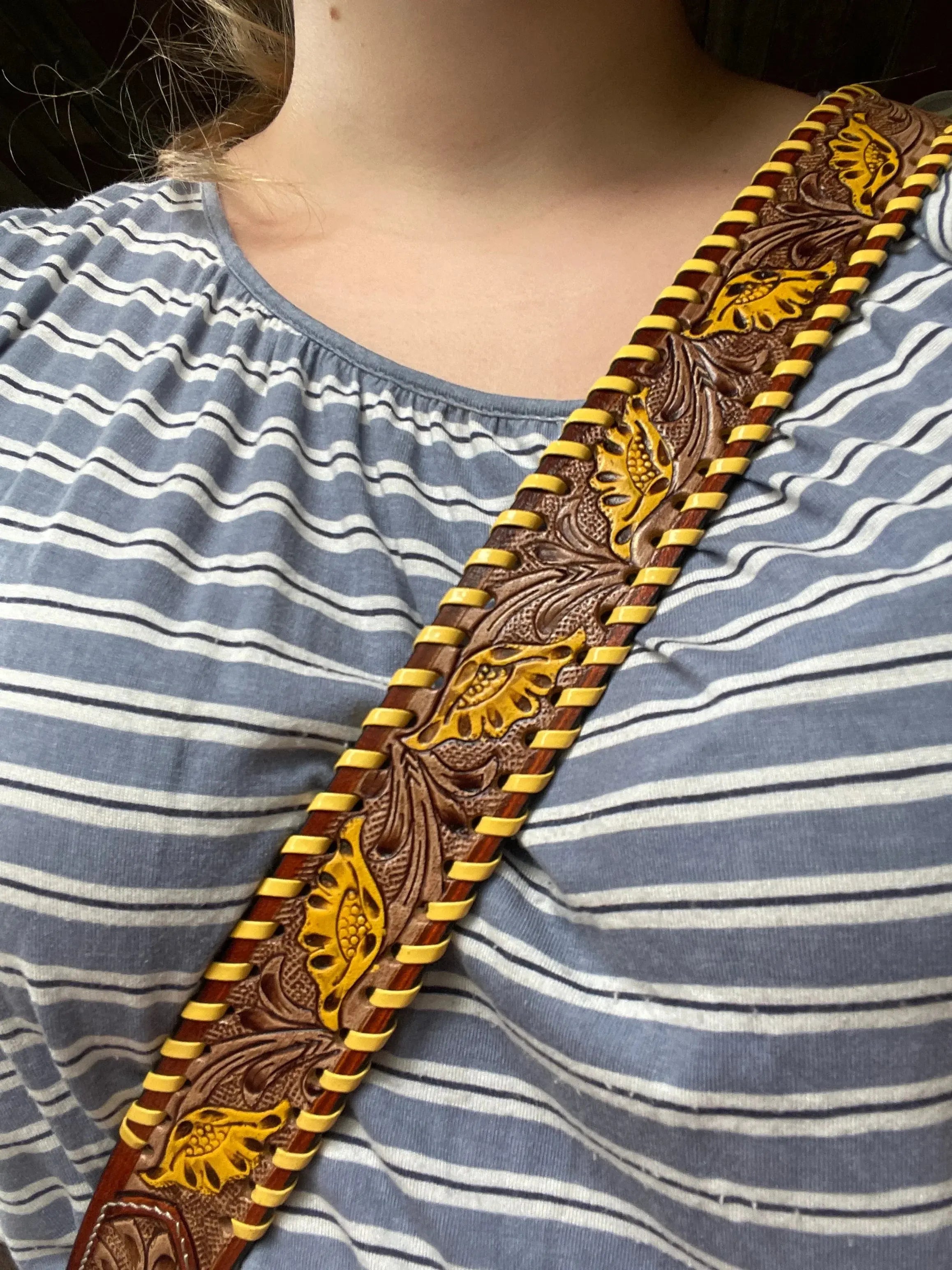 GOLDEN STRAP