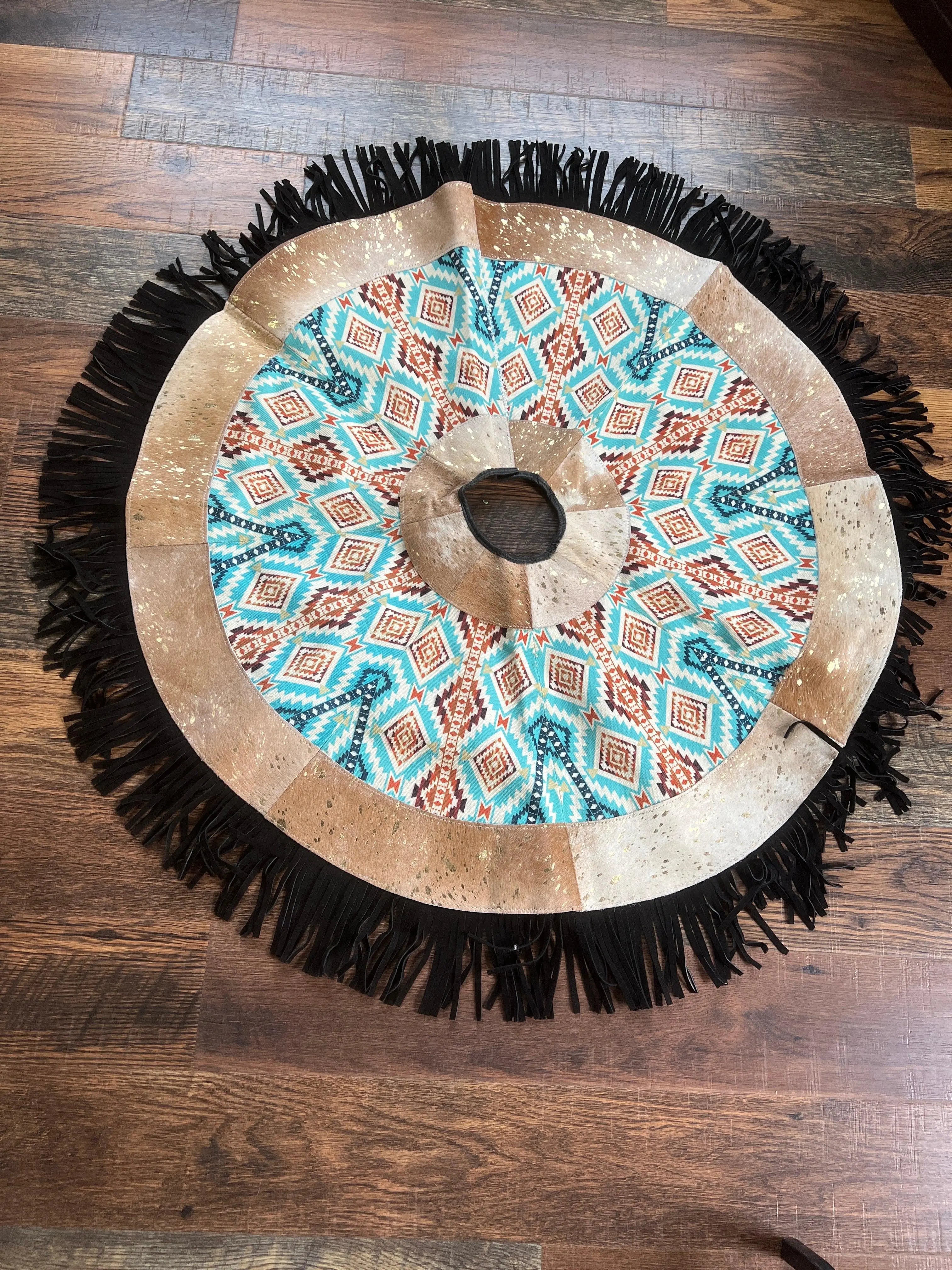 Cowhide Leather Christmas Tree Skirt - Acid Wash/Aztec Inlay People