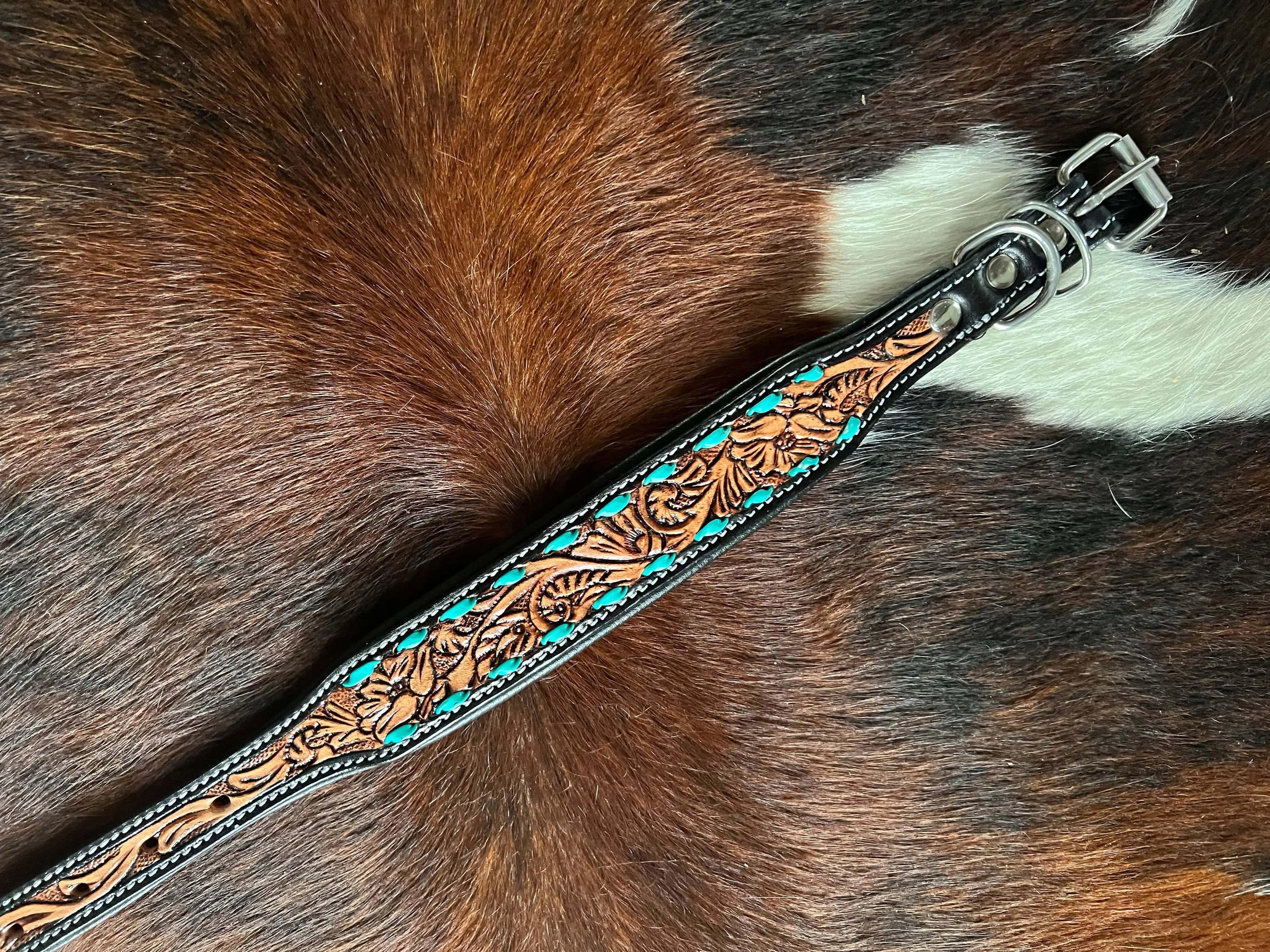 Handcrafted Padded Leather Tooled Dog Collar Leaf tooling and Teal lacing Dog