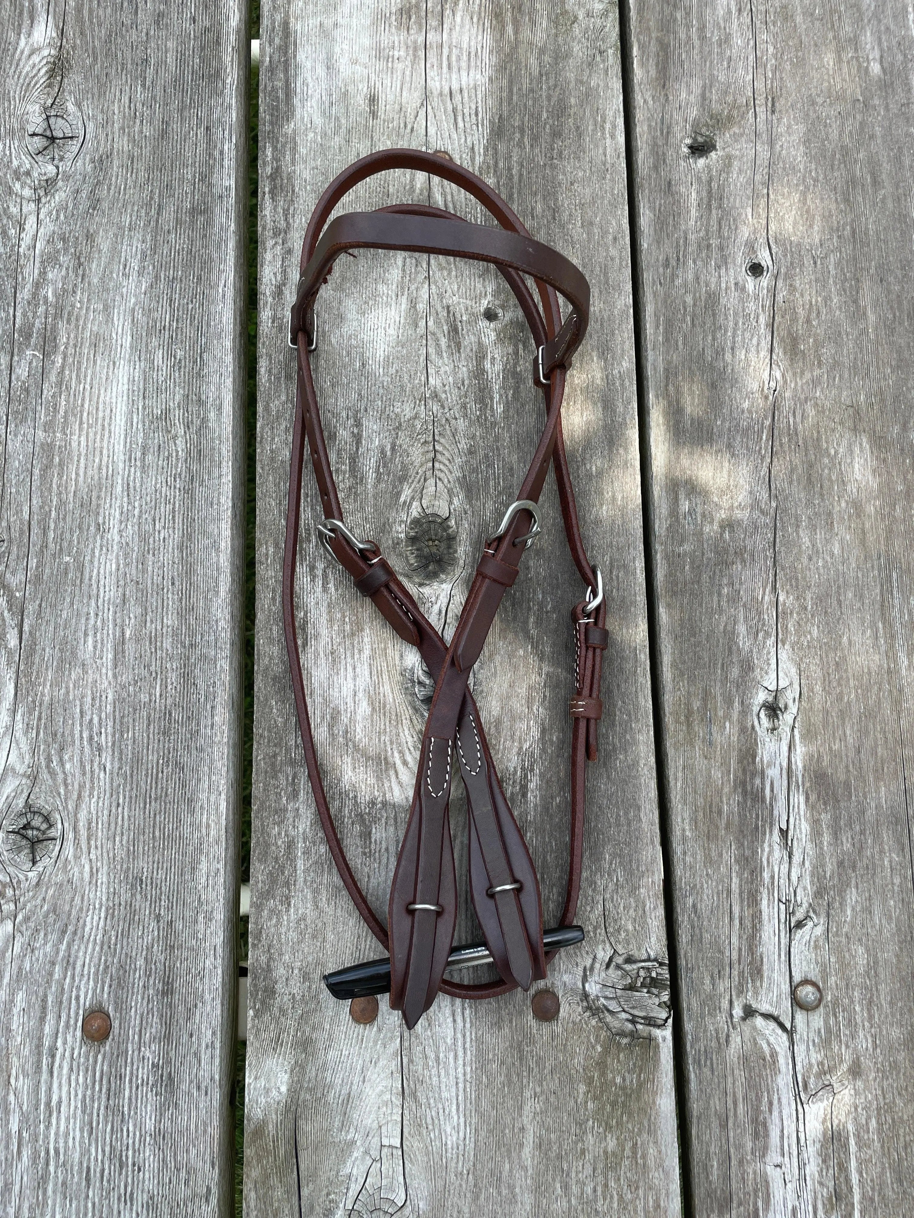 Oiled harness leather headstall with quick change bit loops Horse