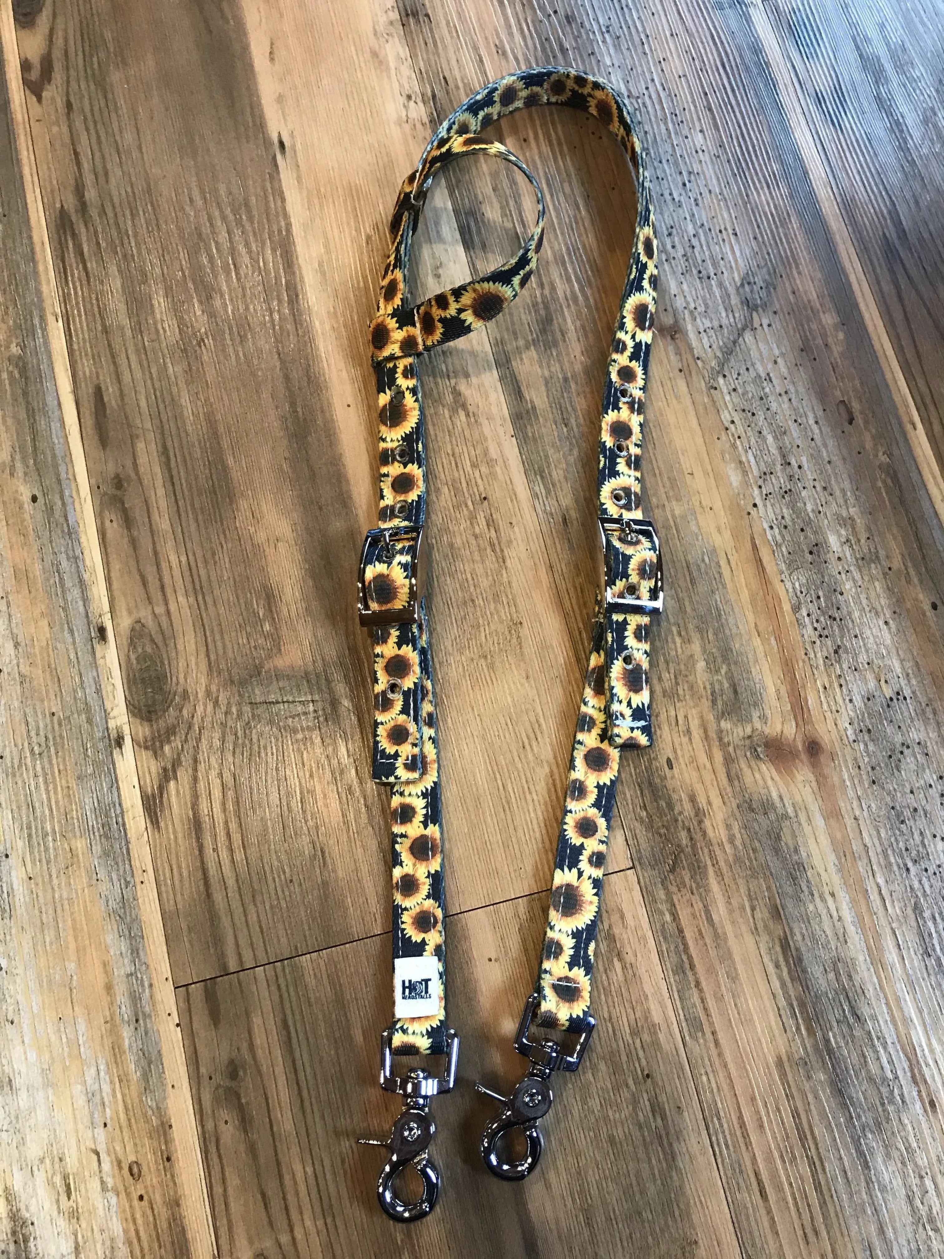 One Ear Headstalls Colorful Styles & Patterns Scissor Snaps Horse