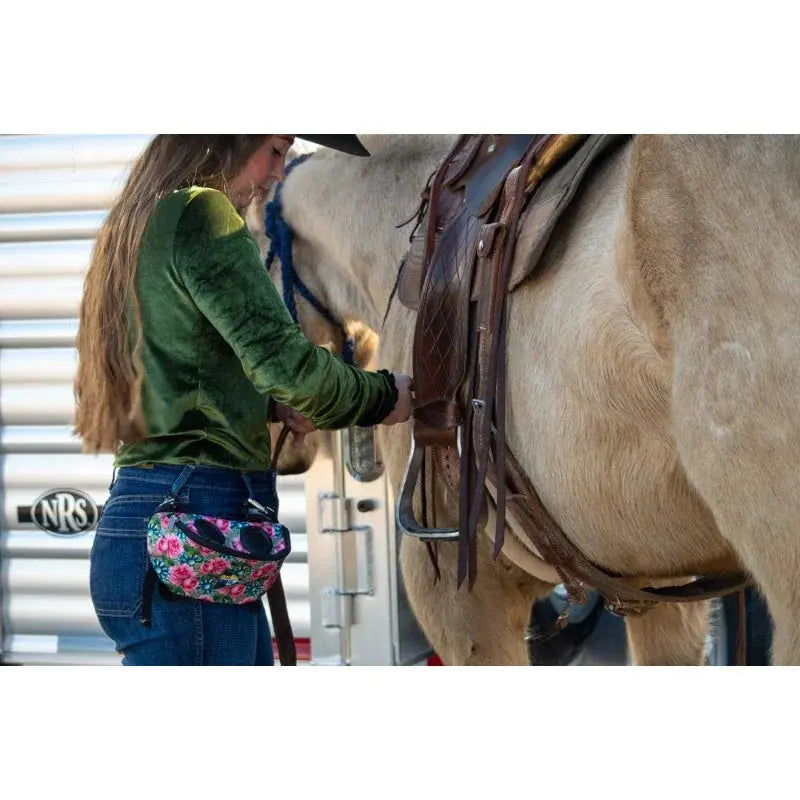 The BEAT BAG Horse Tack